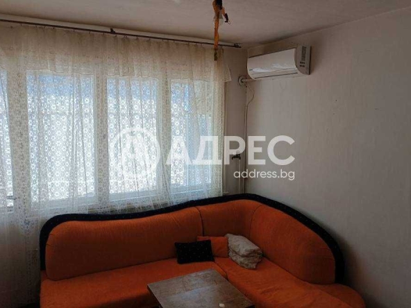 Дава се под наем Двустаен апартамент в Разград, Център - 65 кв.м за 229.5 € - Снимка #1