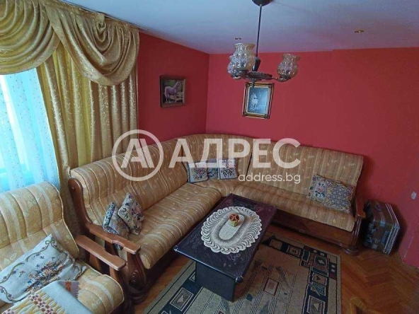 Къща в Разград, Център - 241 кв.м за 1245 €/кв.м - Снимка #1