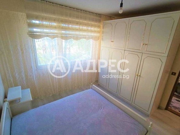 Дава се под наем Двустаен апартамент в Разград, Орел - 64 кв.м за 204 € - Снимка #1