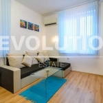 Дава се под наем Двустаен апартамент в Варна, Гръцка махала - 44 кв.м за 550 € - Снимка #1