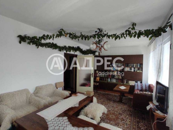 Многостаен апартамент в Разград, Център - 122 кв.м за 1317 €/кв.м - Снимка #1