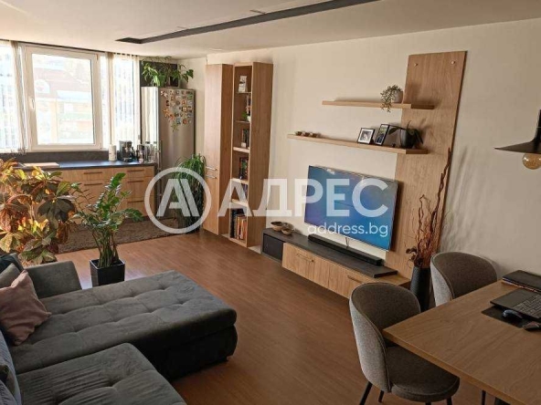 Тристаен апартамент в Разград, Бели Лом - 76 кв.м за 1777 €/кв.м - Снимка #1