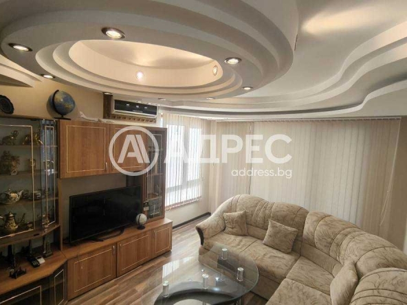 Тристаен апартамент в Разград, Орел - 76 кв.м за 1177 €/кв.м - Снимка #1