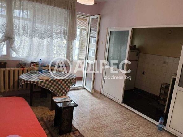 Двустаен апартамент в Разград, Център - 50 кв.м за 1534 €/кв.м - Снимка #1