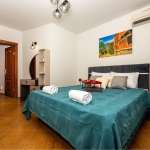 Дава се под наем Двустаен апартамент в Пловдив, Център - 45 кв.м за 550 € - Снимка #1