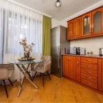 Дава се под наем Двустаен апартамент в Пловдив, Център - 45 кв.м за 550 € - Снимка #1