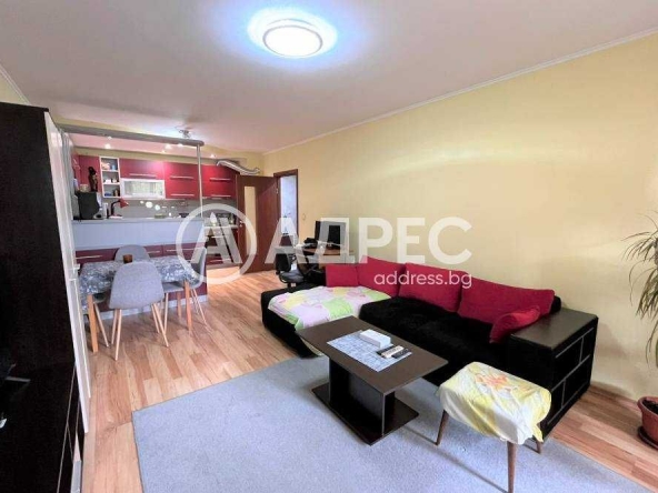 Двустаен апартамент в Разград, Център - 63 кв.м за 1692 €/кв.м - Снимка #1