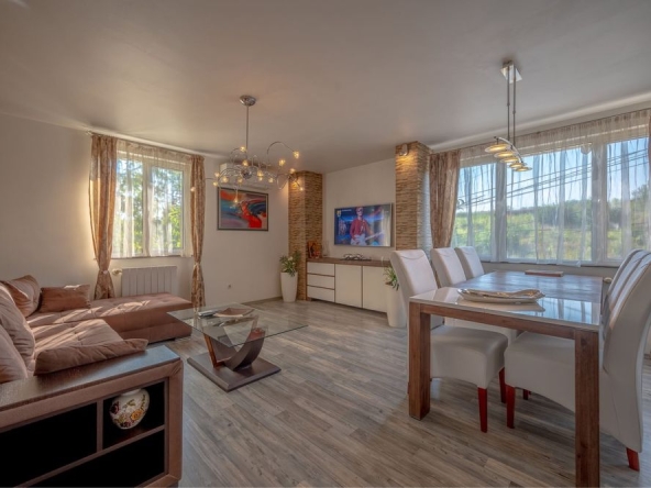 Дава се под наем Двустаен апартамент в Банкя - 80 кв.м за 663 € - Снимка #1