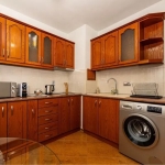 Дава се под наем Двустаен апартамент в Пловдив, Център - 45 кв.м за 548.25 € - Снимка #1