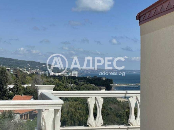 Тристаен апартамент в Варна, Чайка - 186 кв.м за 823 €/кв.м - Снимка #1