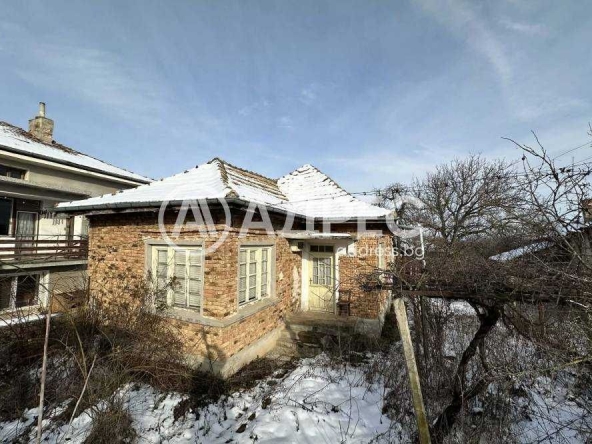 Къща в Попово - 100 кв.м за 281 €/кв.м - Снимка #1