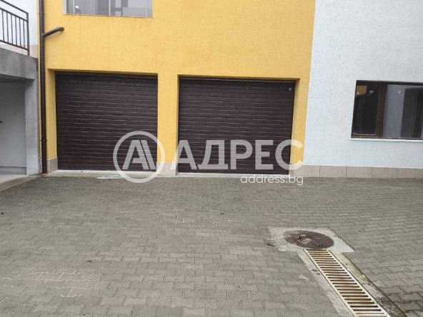 Гараж / Паркомясто в Разград, Орел - 19 кв.м за 569 €/кв.м - Снимка #1