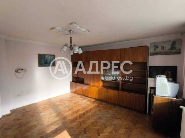 Многостаен апартамент в Разград, Център - 100 кв.м за 574 €/кв.м - Снимка #1