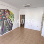 Дава се под наем Магазин в Разград, Център - 30 кв.м за 179.52 € - Снимка #1