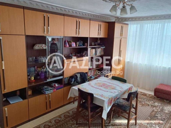 Тристаен апартамент в Разград, Център - 88 кв.м за 667 €/кв.м - Снимка #1
