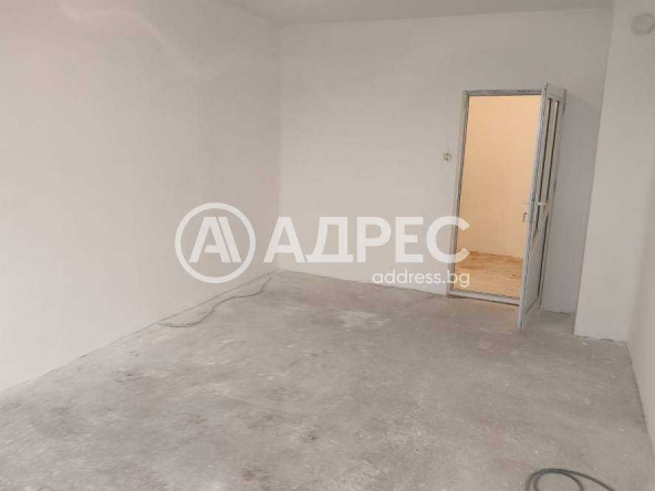 Тристаен апартамент в Разград, Орел - 75 кв.м за 470 €/кв.м - Снимка #1