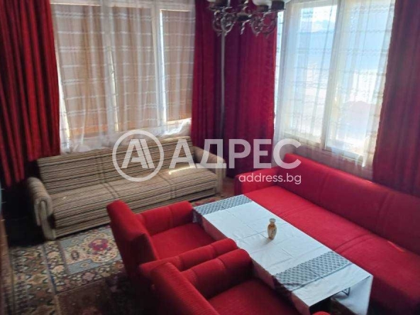 Многостаен апартамент в Разград, Варош - 109 кв.м за 598 €/кв.м - Снимка #1