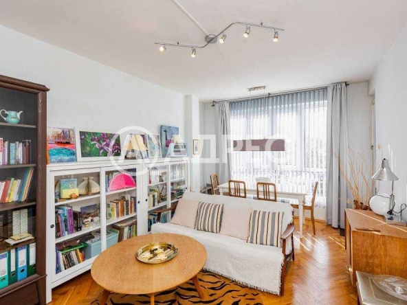 Двустаен апартамент в Варна, ЖП Гара - 60 кв.м за 2040 €/кв.м - Снимка #1