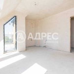 Двустаен апартамент в Варна, Център - 63 кв.м за 1424 €/кв.м - Снимка #1