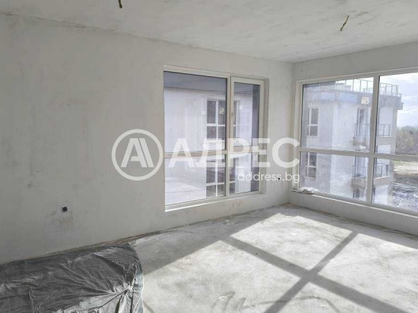 Тристаен апартамент в Варна, Виница - 96 кв.м за 792 €/кв.м - Снимка #1