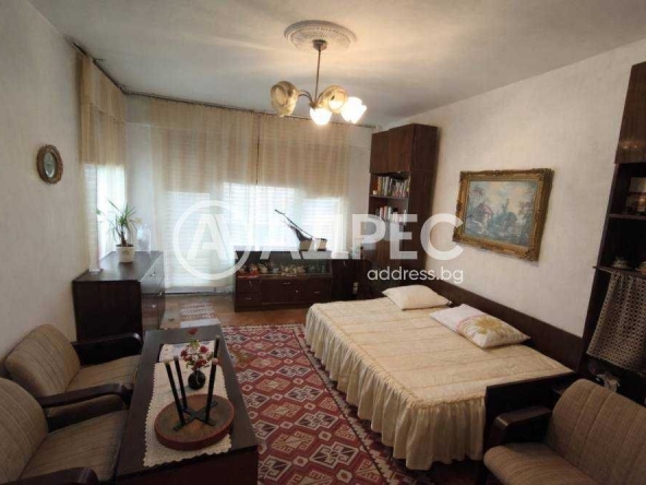 Двустаен апартамент в Разград, Център - 75 кв.м за 463 €/кв.м - Снимка #1
