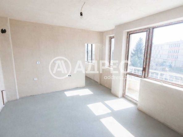 Двустаен апартамент в Разград, Център - 81 кв.м за 564 €/кв.м - Снимка #1