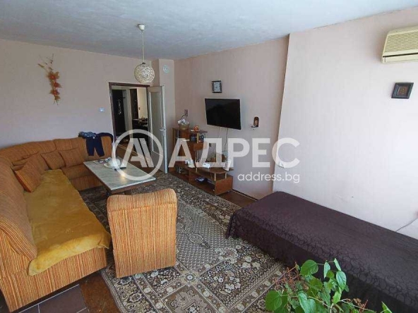 Дава се под наем Двустаен апартамент в Разград, Център - 63 кв.м за 38250 € - Снимка #1