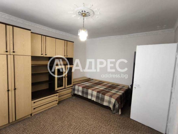 Дава се под наем Двустаен апартамент в Разград, Лудогорие - 62 кв.м за 253.98 € - Снимка #1