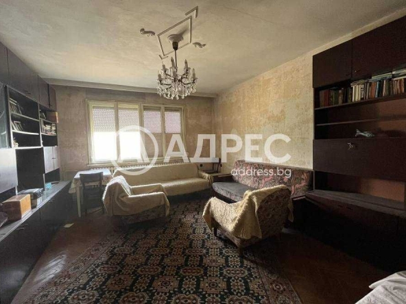 Многостаен апартамент в Разград, Център - 137 кв.м за 633 €/кв.м - Снимка #1
