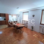 Дава се под наем Тристаен апартамент в Разград, Освобождение - 97 кв.м за 122400 € - Снимка #1