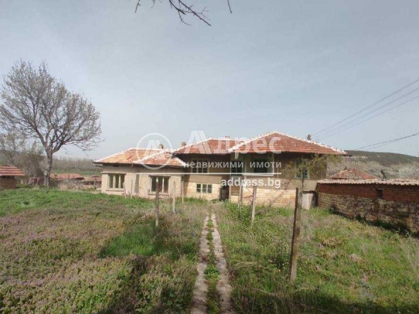 Къща в с. Дряновец, Област Разград - 80 кв.м за 211 €/кв.м - Снимка #1