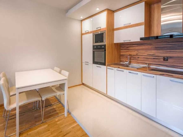 Дава се под наем Двустаен апартамент в София, Хиподрума - 65 кв.м за 475 € - Снимка #1