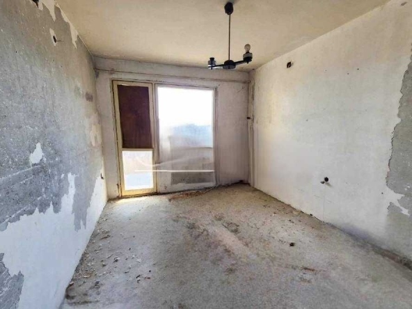 Едностаен апартамент в Ямбол, Златен рог - 24 кв.м за 1318 €/кв.м - Снимка #1