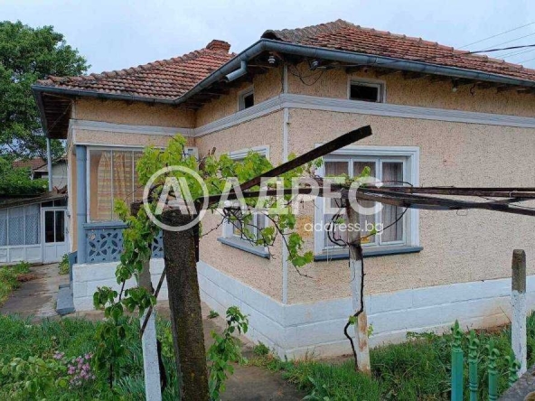 Къща в Завет - 100 кв.м за 306 €/кв.м - Снимка #1