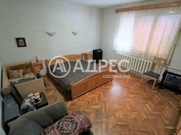 Многостаен апартамент в Разград, Център - 127 кв.м за 1205 €/кв.м - Снимка #1