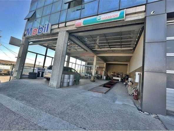 Магазин в Шумен, Промишлена зона - 170 кв.м за 1400 €/кв.м - Снимка #1