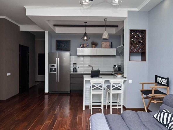 Двустаен апартамент в София, Център - 74 кв.м за 1784 €/кв.м - Снимка #1