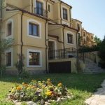 Тристаен апартамент в с. Кранево, Област Добрич - 82 кв.м за 1061 €/кв.м - Снимка #1