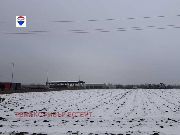 Парцел в Русе, Промишлена зона - Запад - 2000 кв.м за 31 €/кв.м - Снимка #1