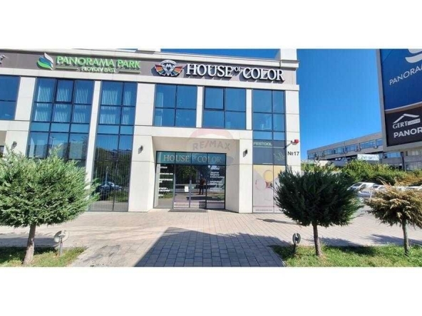 Дава се под наем Магазин в Пловдив, Тракия - 223 кв.м за 3755 € - Снимка #1