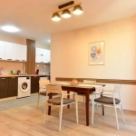 Дава се под наем Двустаен апартамент в Пловдив, Център - 75 кв.м за 511 € - Снимка #1