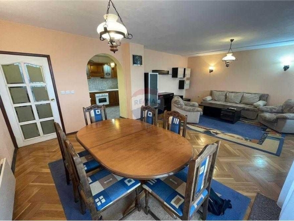 Дава се под наем Тристаен апартамент в Варна, Завод Дружба - 115 кв.м за 612 € - Снимка #1