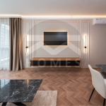 Двустаен апартамент в Пловдив, Кючук Париж - 77 кв.м за 1916 €/кв.м - Снимка #1