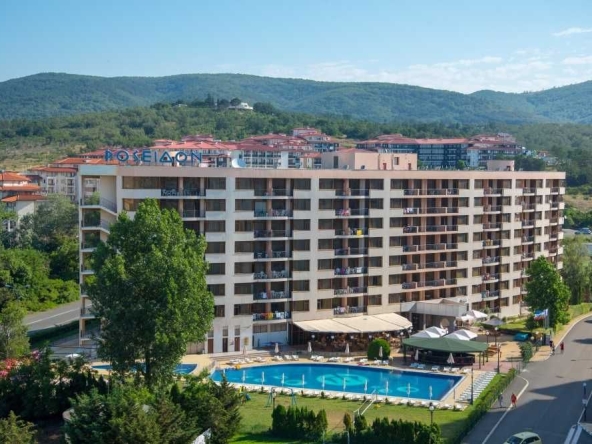 Двустаен апартамент в к.к. Слънчев бряг - 72 кв.м за 1098 €/кв.м - Снимка #1