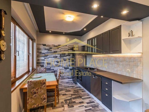 Дава се под наем Тристаен апартамент в Варна, ВИНС - 92 кв.м за 897.6 € - Снимка #1