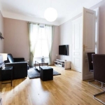 Тристаен апартамент в София, Зона Б-18 - 99 кв.м за 1080 €/кв.м - Снимка #1