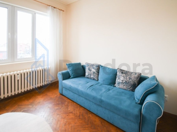 Дава се под наем Двустаен апартамент в София, Център - 55 кв.м за 518.67 € - Снимка #1