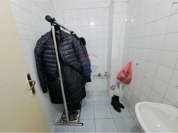 Промишлена сграда в Русе, Център - 240 кв.м за 306 €/кв.м - Снимка #1