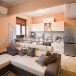 Дава се под наем Двустаен апартамент в София, Център - 78 кв.м за 528.36 € - Снимка #1