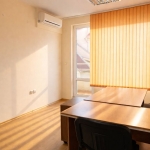 Дава се под наем Офис в Варна, Лятно кино Тракия - 25 кв.м за 248.88 € - Снимка #1